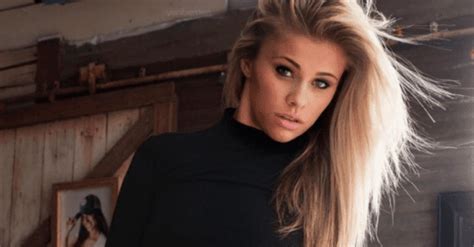 paige vanzant ever been nude|UFC Star Paige VanZant Keeps Sharing Clever Nude Photos On。